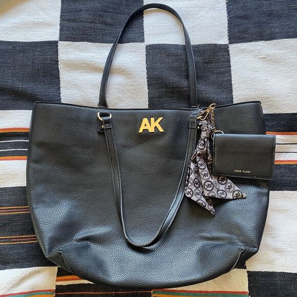 Anne Klein Large Shoulder Bag Tote. Black. Bandana & keychain Wallet. Pleather. - Picture 2 of 16